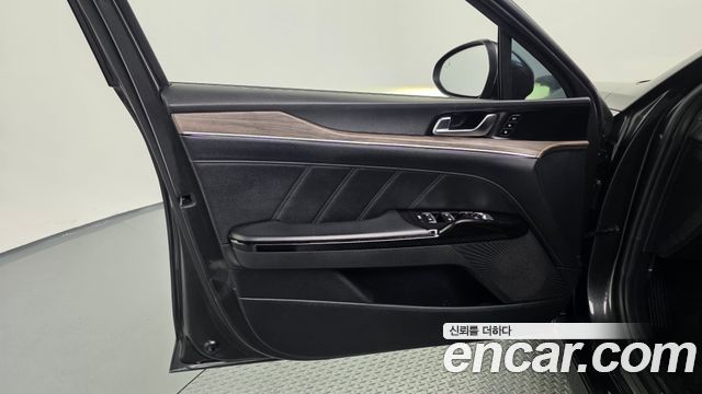 Kia K5 (III) 2.0 LPI Signature 2022 — фото 24