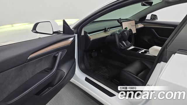 Tesla Model 3 Long Range AWD 2022 — фото 10