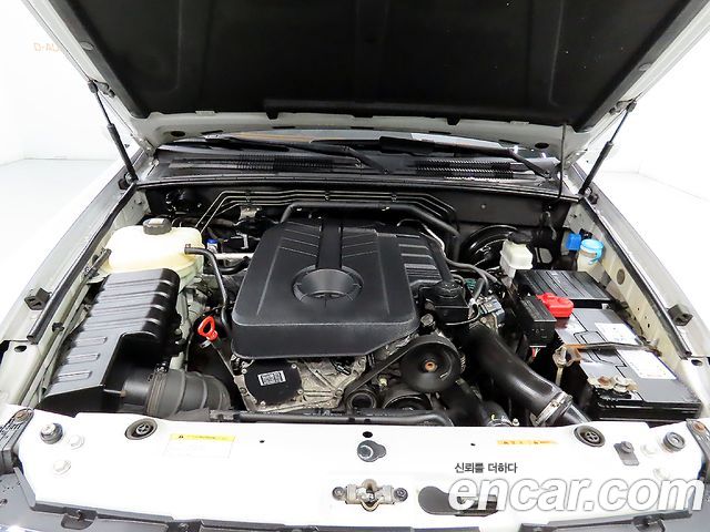 KG Mobility (SsangYong) Rexton W 2.2 4WD RX7 Luxury 2017 — фото 6