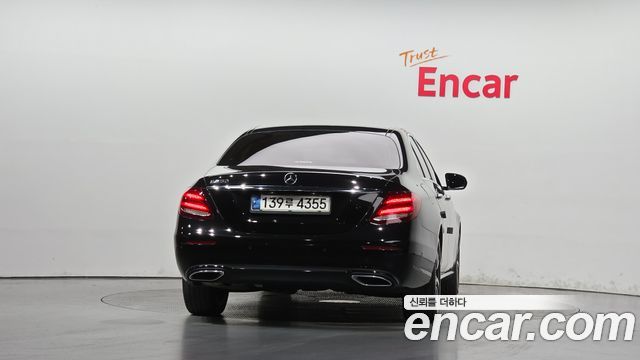 Mercedes-Benz E-Class (W213) E250 Avantgarde 2020 — фото 4