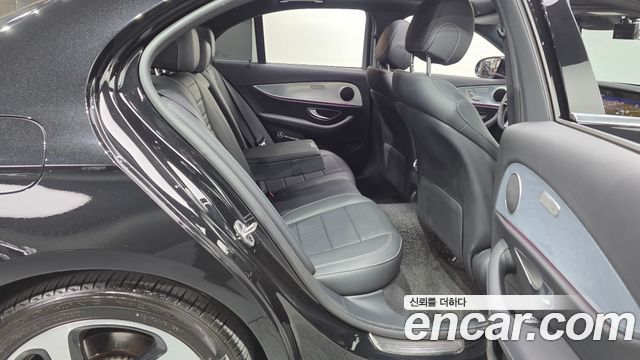 Mercedes-Benz E-Class (W213) E250 Avantgarde 2020 — фото 12