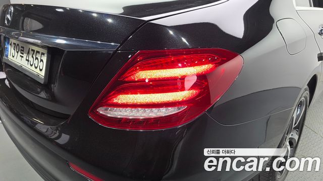 Mercedes-Benz E-Class (W213) E250 Avantgarde 2020 — фото 23
