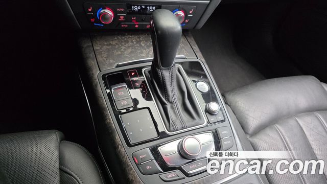 Audi A6 35 TDI Premium C7 2018 — фото 9
