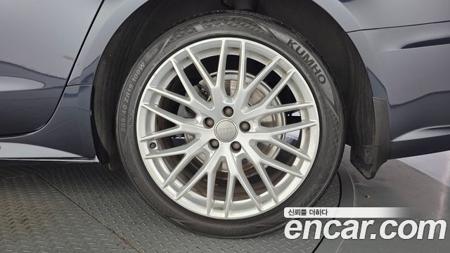 Audi A6 35 TDI Premium C7 2018 — фото 21