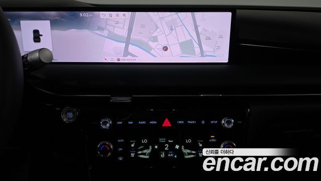 Genesis G80 (RG3) Gasoline 2.5 Turbo AWD 2026 — фото 13