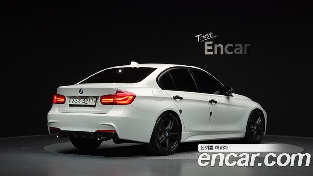 BMW 3 Series (F30) 330i M Sport 2017 — фото 2