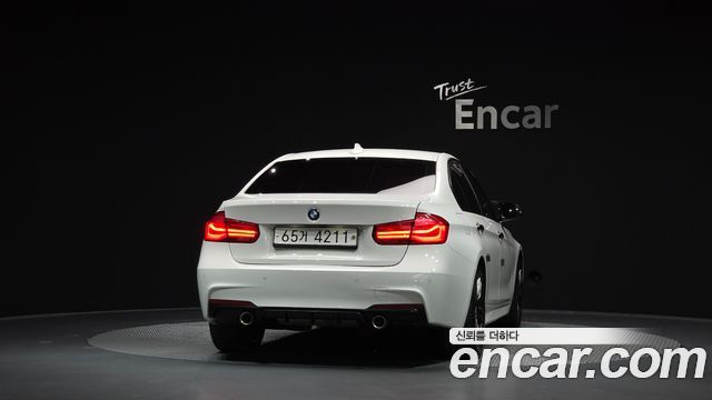 BMW 3 Series (F30) 330i M Sport 2017 — фото 4