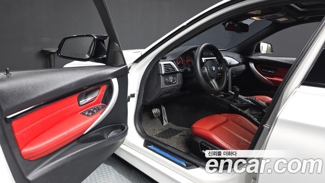 BMW 3 Series (F30) 330i M Sport 2017 — фото 10