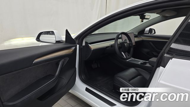Tesla Model 3 RWD 2022 — фото 10