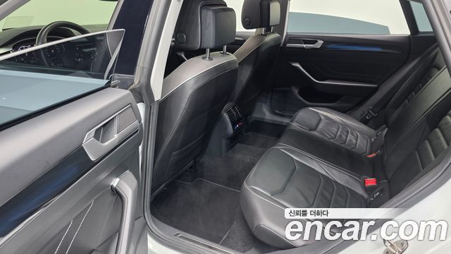 Volkswagen Arteon 2.0 TDI Prestige 2022 — фото 12