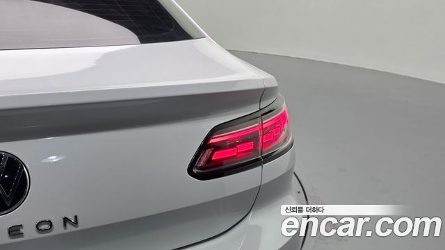 Volkswagen Arteon 2.0 TDI Prestige 2022 — фото 23