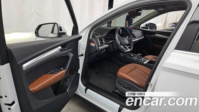 Audi Q5 (FY) 40 TDI Quattro 2023 — фото 10