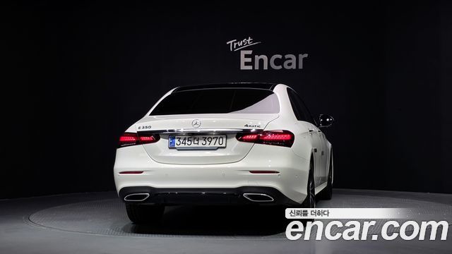 Mercedes-Benz E-Class (W213) E350 4MATIC AMG Line 2023 — фото 4