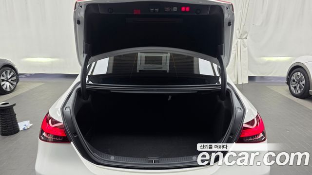 Mercedes-Benz E-Class (W213) E350 4MATIC AMG Line 2023 — фото 20