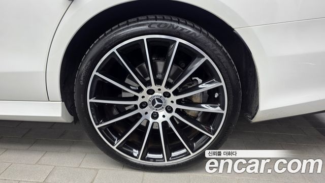 Mercedes-Benz E-Class (W213) E350 4MATIC AMG Line 2023 — фото 21