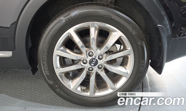 Kia Sorento Diesel 2.0 2WD Prestige 2017 — фото 21