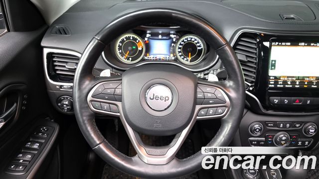 Jeep Cherokee (KL) 2.4 Limited AWD 2021 — фото 14