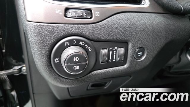 Jeep Cherokee (KL) 2.4 Limited AWD 2021 — фото 27