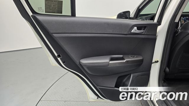 Kia Sportage (IV) Diesel 1.7 2wd Noblesse 2016 — фото 25