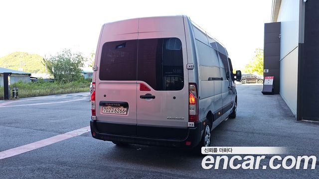 Renault Korea Master 2.3 15-Seater 2020 — фото 4