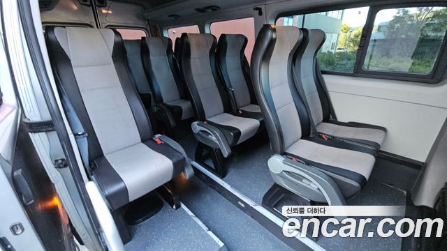 Renault Korea Master 2.3 15-Seater 2020 — фото 11