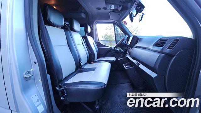 Renault Korea Master 2.3 15-Seater 2020 — фото 26