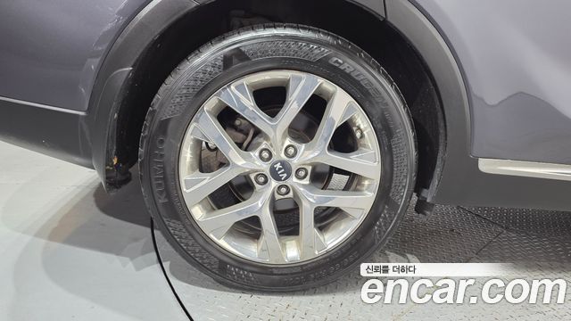 Kia Sorento Diesel 2.0 2WD Marster 2020 — фото 5