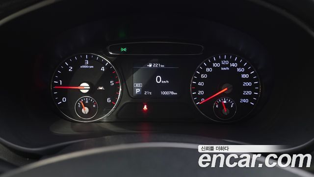 Kia Sorento Diesel 2.0 2WD Marster 2020 — фото 8