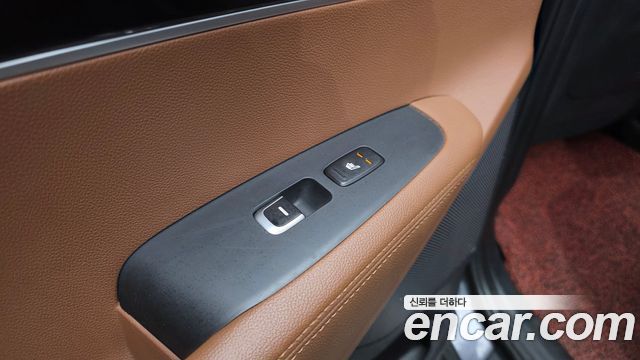Kia Sorento Diesel 2.0 2WD Marster 2020 — фото 34
