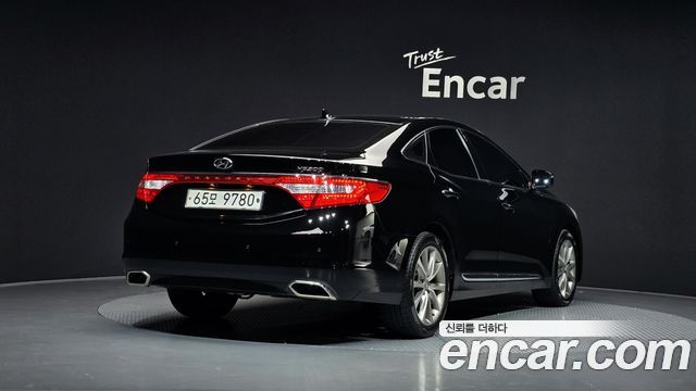 Hyundai Grandeur (HG) HG300 Premium 2015 — фото 2