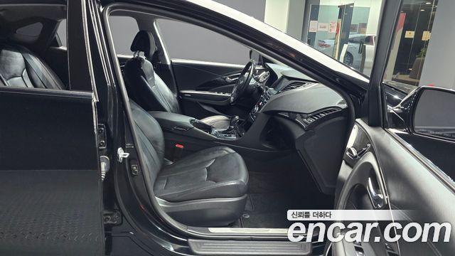 Hyundai Grandeur (HG) HG300 Premium 2015 — фото 11