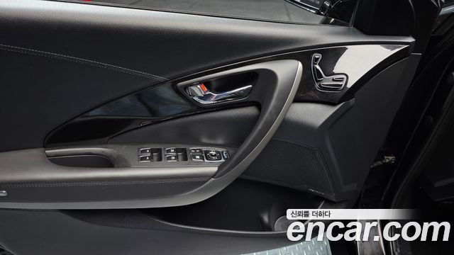Hyundai Grandeur (HG) HG300 Premium 2015 — фото 17