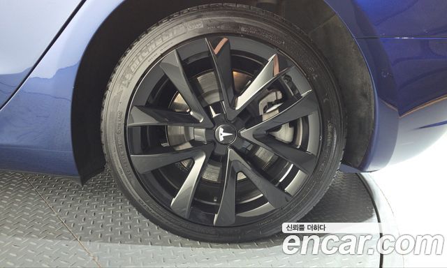 Tesla Model 3 Long Range AWD 2022 — фото 27