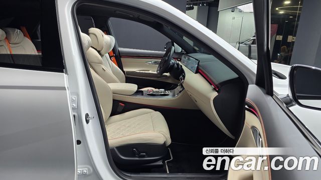 Genesis GV70 2.5T Gasoline AWD 2025 — фото 11