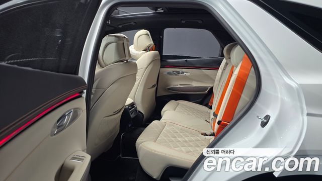 Genesis GV70 2.5T Gasoline AWD 2025 — фото 12
