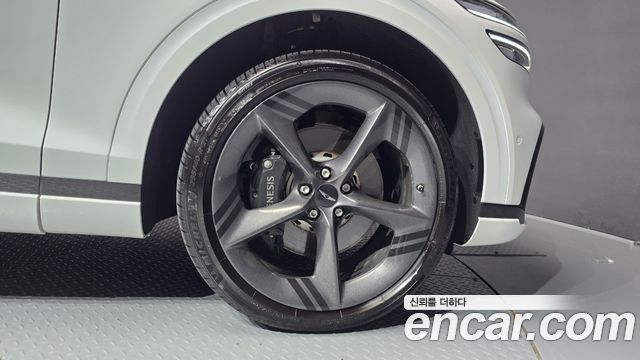 Genesis GV70 2.5T Gasoline AWD 2025 — фото 21
