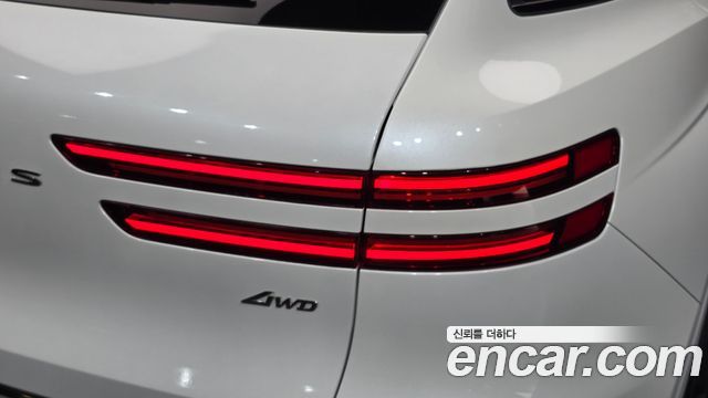 Genesis GV70 2.5T Gasoline AWD 2025 — фото 23