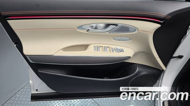 Genesis GV70 2.5T Gasoline AWD 2025 — фото 24
