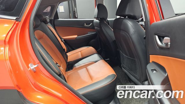Hyundai Kona 1.6 Turbo 2WD Modern pop 2018 — фото 11