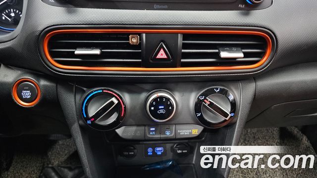 Hyundai Kona 1.6 Turbo 2WD Modern pop 2018 — фото 18