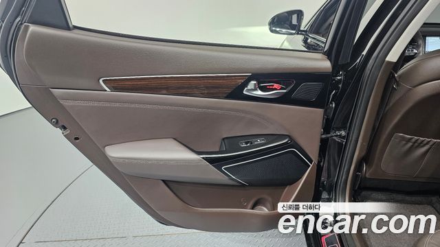 Kia K7 3.0 GDI Prestige 2018 — фото 25