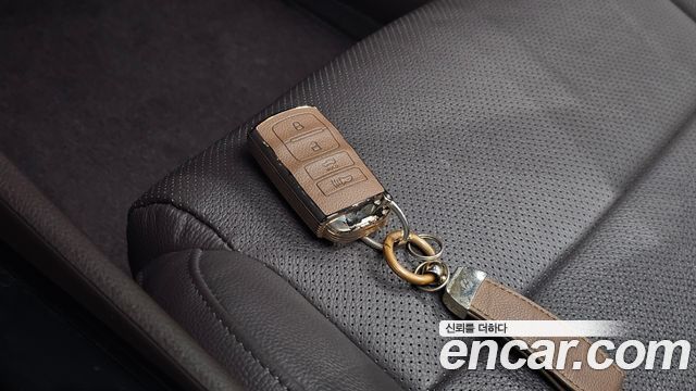 Kia K7 3.0 GDI Prestige 2018 — фото 35