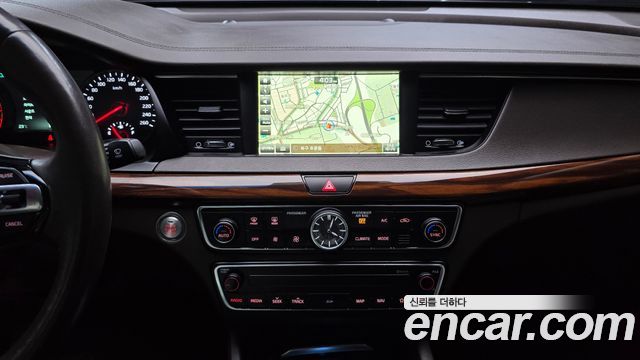 Kia K7 2.4 GDI Limited 2017 — фото 14