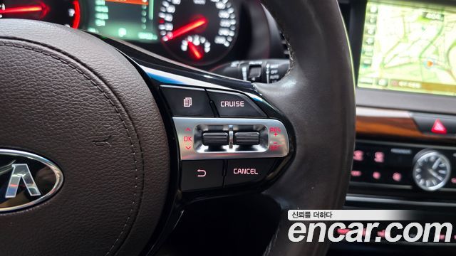 Kia K7 2.4 GDI Limited 2017 — фото 16