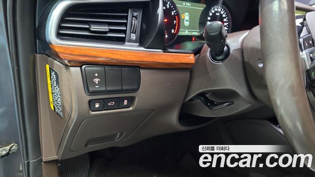 Kia K7 2.4 GDI Limited 2017 — фото 19
