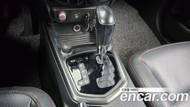 KG Mobility (SsangYong) Tivoli Air Diesel IX 4WD 2016 — фото 9