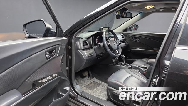 KG Mobility (SsangYong) Tivoli Air Diesel IX 4WD 2016 — фото 10