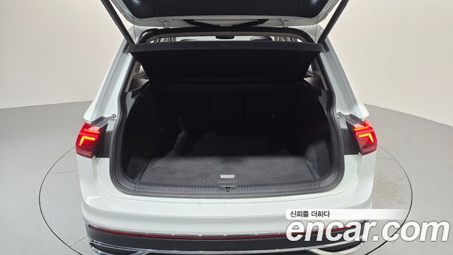 Volkswagen Tiguan (II) 2.0 TDI Prestige 2022 — фото 15