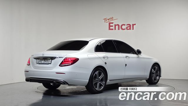 Mercedes-Benz E-Class (W213) E300 Avantgarde 2019 — фото 2