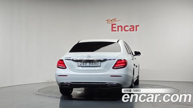Mercedes-Benz E-Class (W213) E300 Avantgarde 2019 — фото 4